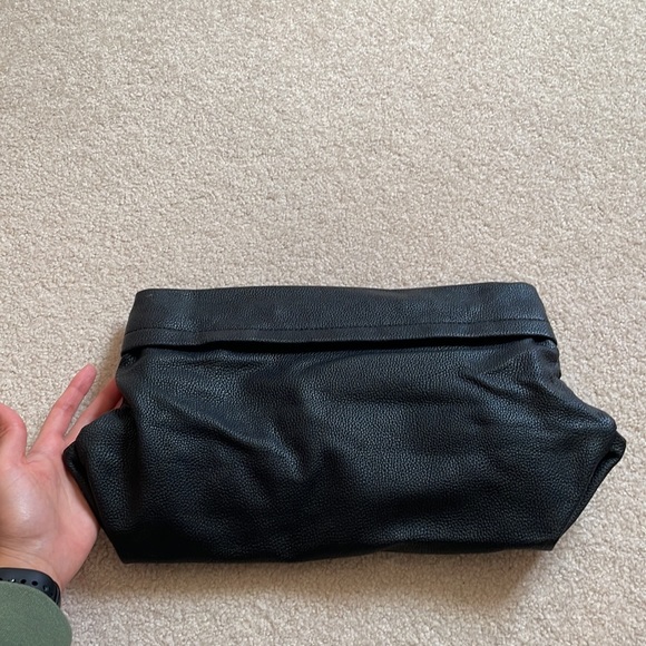 Black Forever 21 clutch - Picture 2 of 3